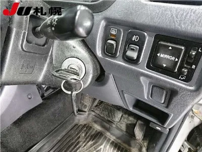 DAIHATSU TERIOS KID
