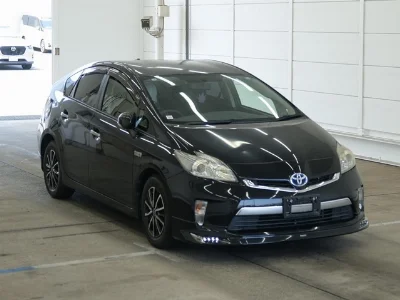 TOYOTA PRIUS PHV