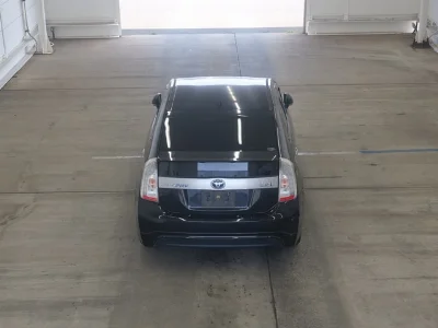 TOYOTA PRIUS PHV