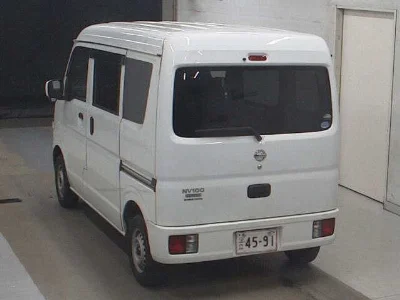 NISSAN NV100 CLIPPER