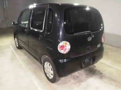DAIHATSU MOVE LATTE