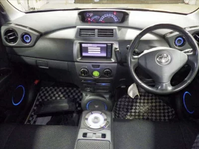 TOYOTA BB