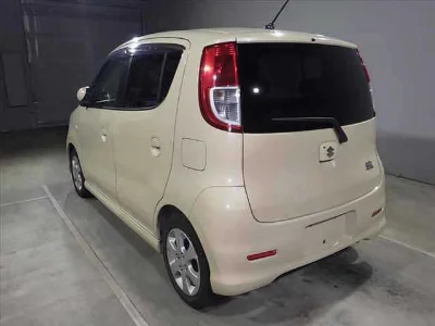 SUZUKI MRWAGON