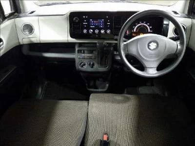SUZUKI MRWAGON