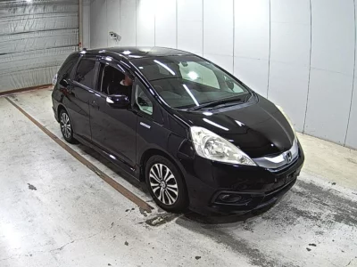 HONDA FIT SHUTTLE HYBRID