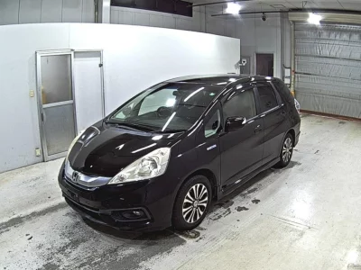 HONDA FIT SHUTTLE HYBRID