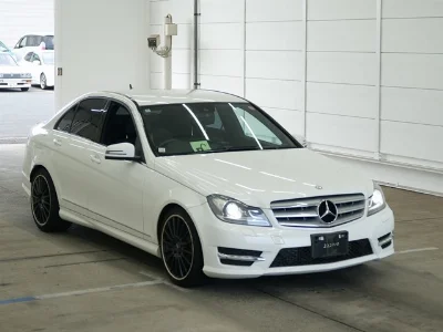 MERCEDES BENZ C CLASS