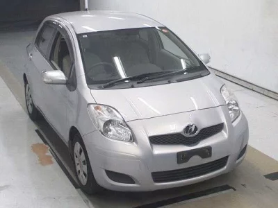 TOYOTA VITZ