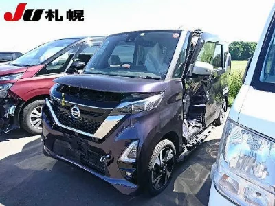NISSAN ROOX