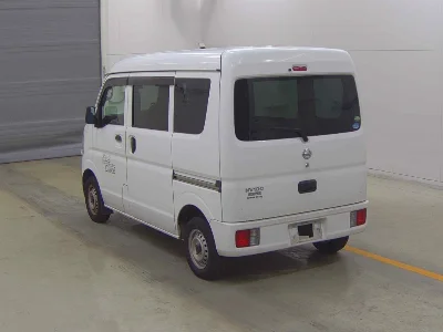 NISSAN NV100 CLIPPER
