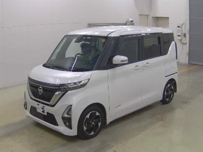 NISSAN ROOX