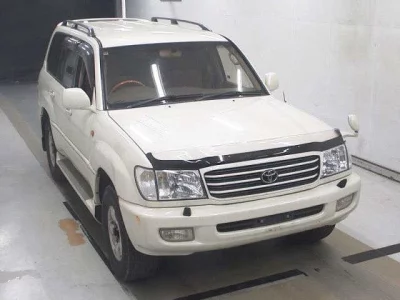 TOYOTA LAND CRUISER 100
