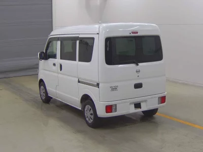 NISSAN NV100 CLIPPER