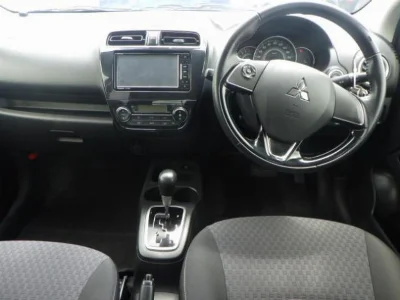 MITSUBISHI MIRAGE