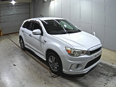 MITSUBISHI RVR