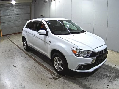 MITSUBISHI RVR