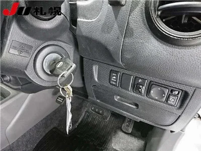 NISSAN AD VAN