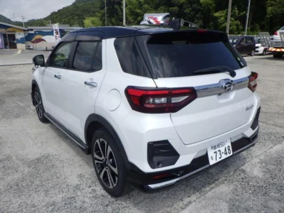 DAIHATSU ROCKY