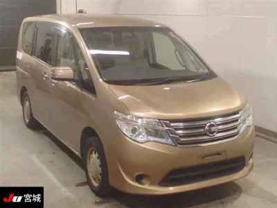 NISSAN SERENA