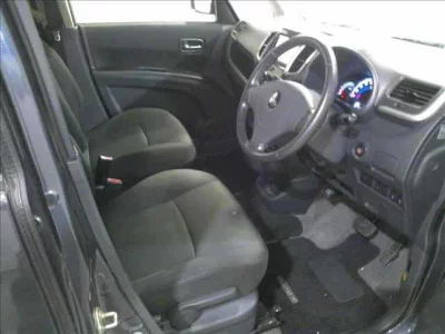 MITSUBISHI DELICA D:2