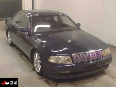 TOYOTA CROWN MAJESTA