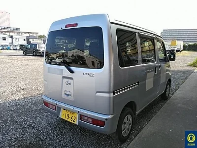 DAIHATSU HIJET VAN