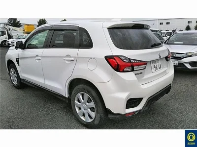 MITSUBISHI RVR