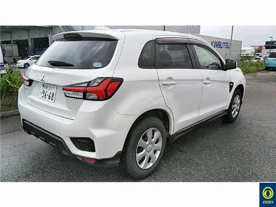 MITSUBISHI RVR