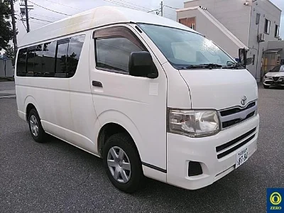 TOYOTA HIACE WAGON