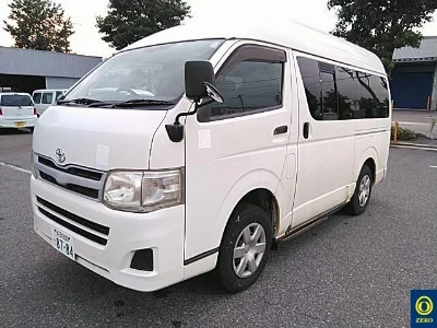 TOYOTA HIACE WAGON