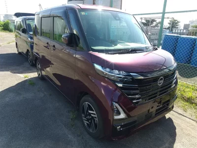 NISSAN ROOX