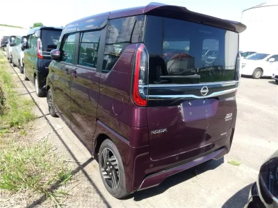 NISSAN ROOX