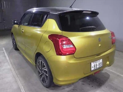 SUZUKI SWIFT