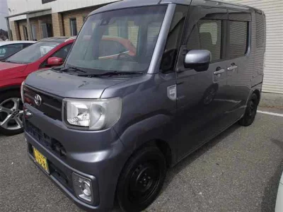 TOYOTA PIXIS MEGA