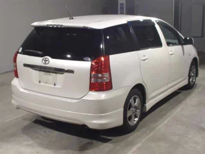 TOYOTA WISH