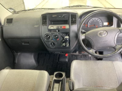 TOYOTA TOWN ACE VAN