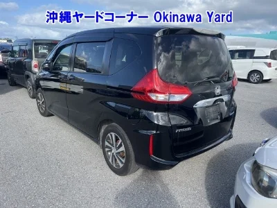 HONDA FREED HYBRID