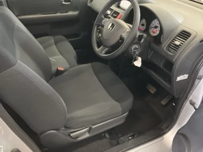 HONDA MOBILIO SPIKE