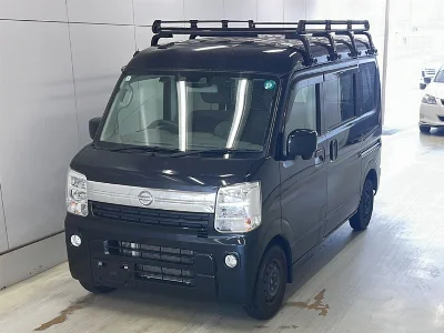 NISSAN CLIPPER VAN