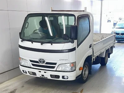 TOYOTA DYNA TRUCK