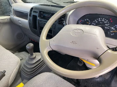 TOYOTA DYNA TRUCK