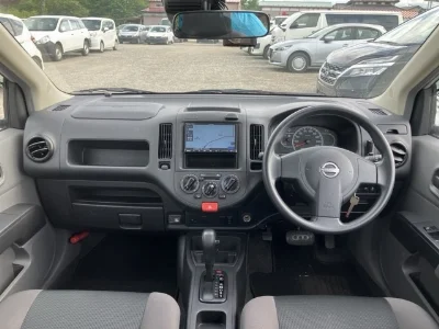 NISSAN AD