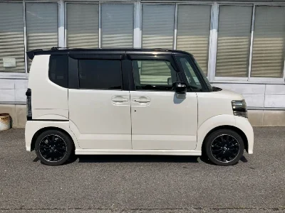 HONDA N BOX CUSTOM