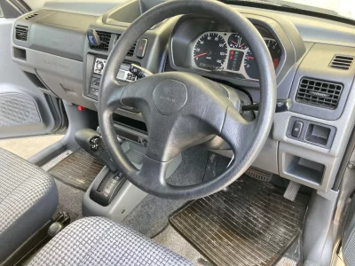 MITSUBISHI PAJERO MINI