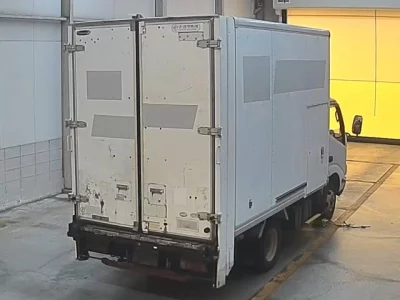 TOYOTA DYNA