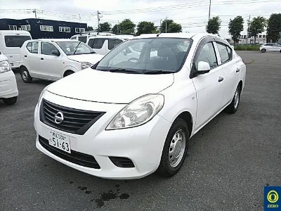 NISSAN TIIDA LATIO
