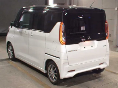 MITSUBISHI EK SPACE
