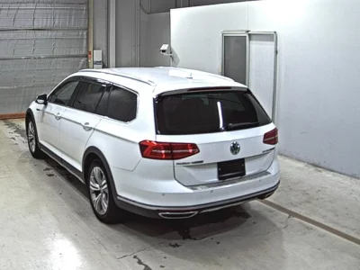 VOLKSWAGEN PASSAT ALLTRACK
