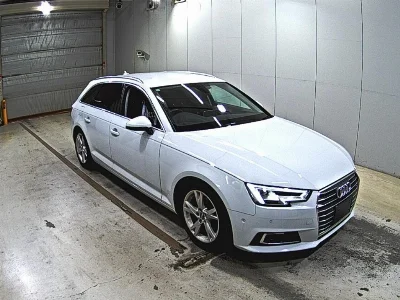 AUDI A4 AVANTE