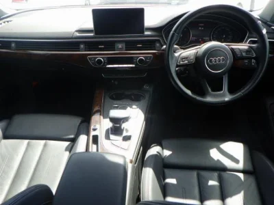 AUDI A4 AVANTE